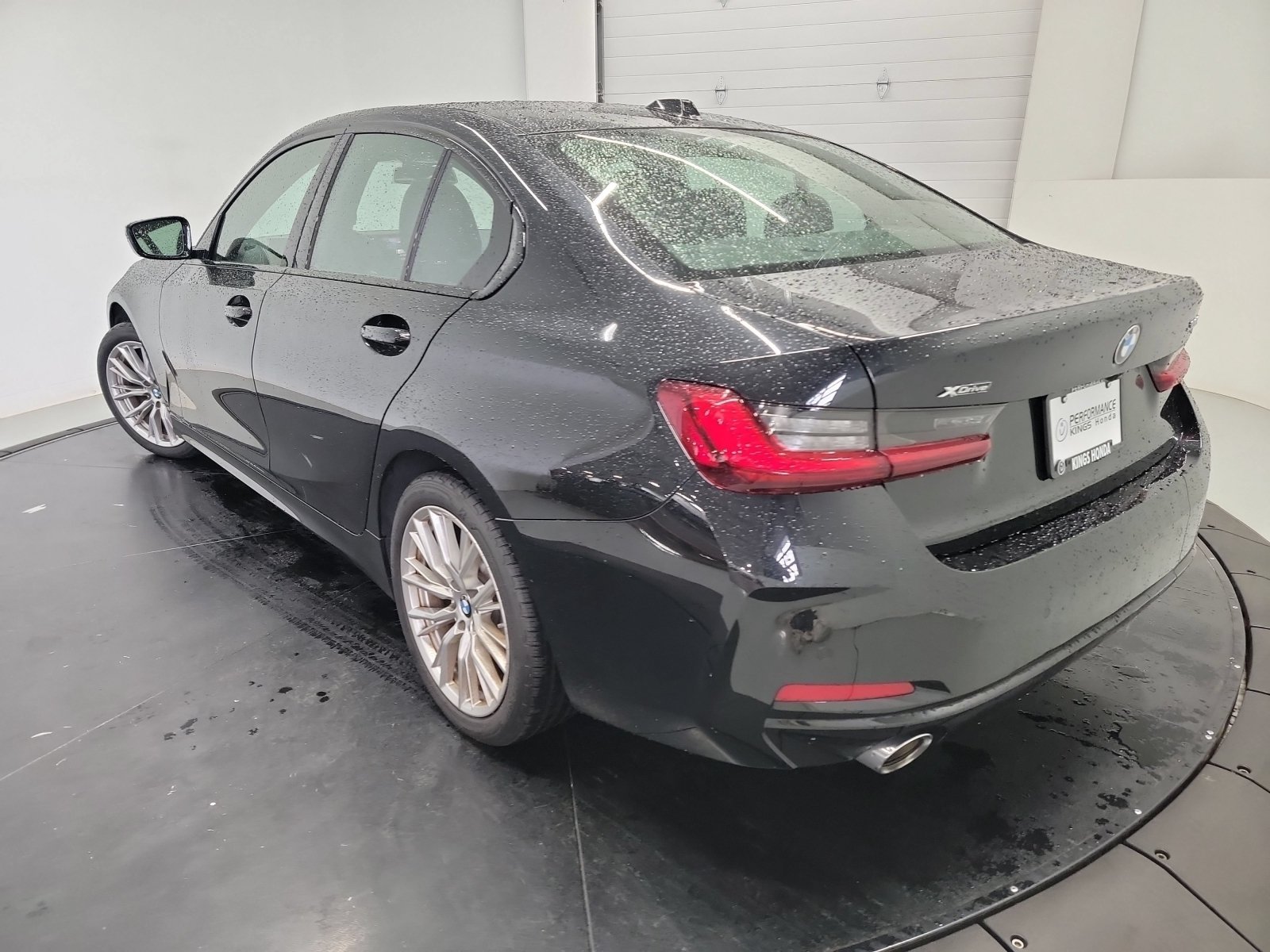 Used 2023 BMW 330i xDrive Sedan w/ Premium Package AWD/4WD image 6