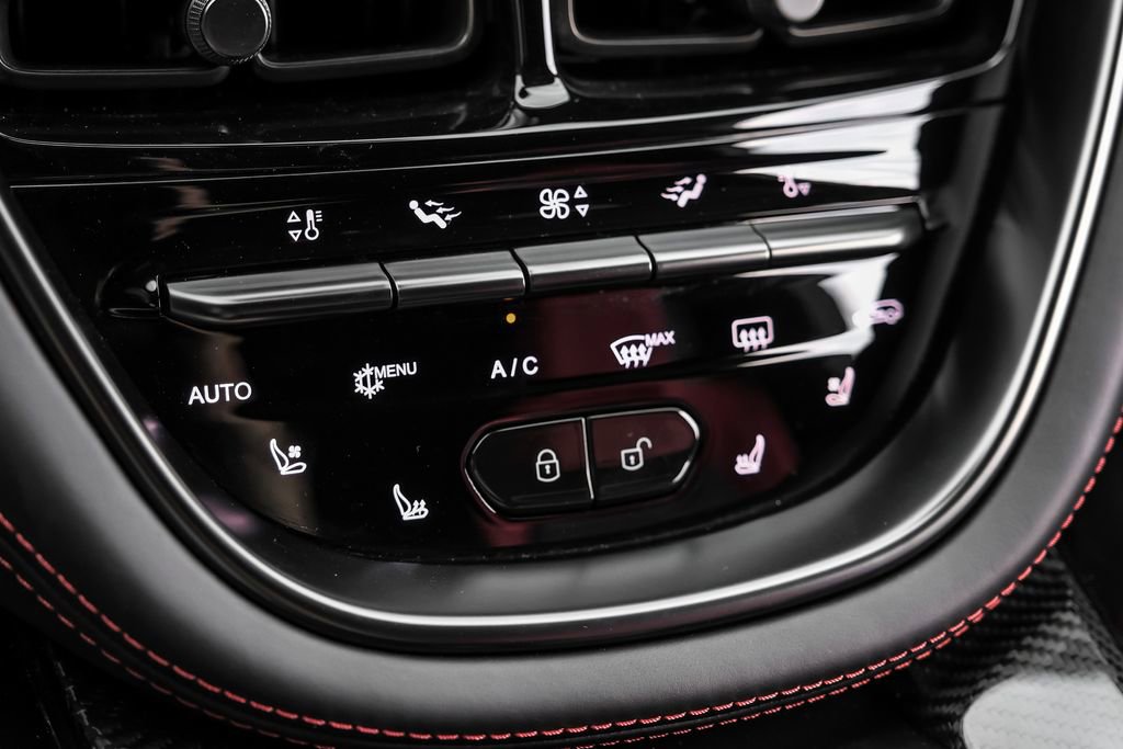 Used 2024 Aston Martin DBX 707 image 22