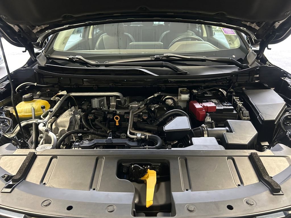 Used 2021 Nissan Rogue SL w/ Premium Package image 29