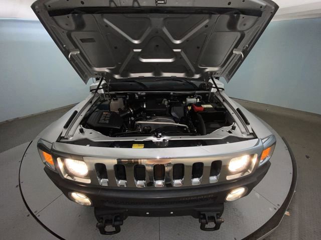 Used 2010 HUMMER H3T Luxury w/ Appearance Package image 24