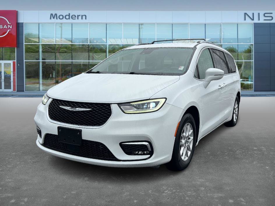 Used 2021 Chrysler Pacifica Touring-L image 1