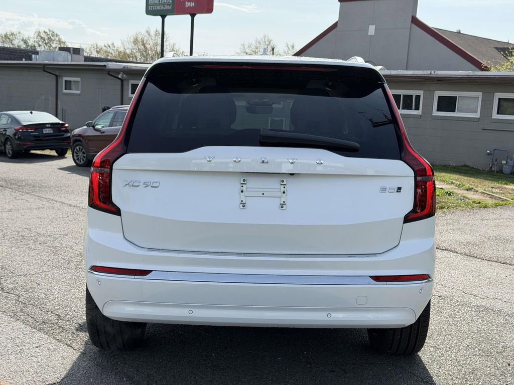 New 2026 Volvo XC90 B5 Ultra w/ Protection Package Premier AWD/4WD image 20
