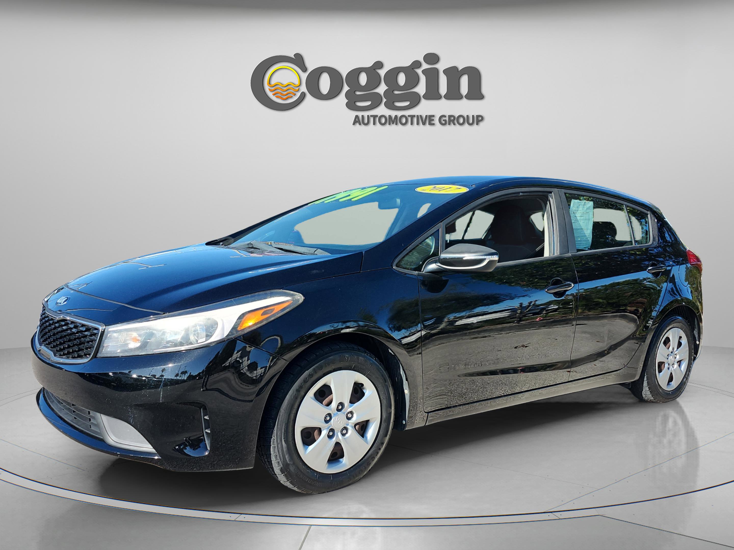 Used 2017 Kia Forte LX image 1
