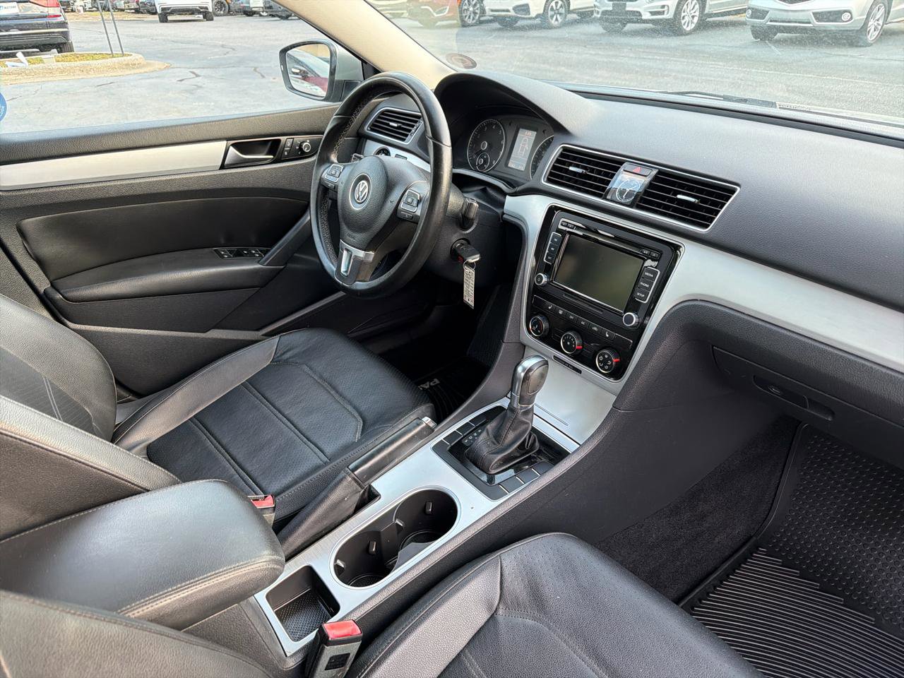 Used 2013 Volkswagen Passat 2.5 SE FWD image 21