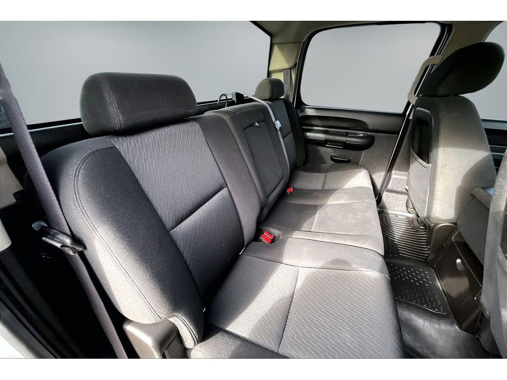 Used 2011 Chevrolet Silverado 3500 LT w/ Interior Plus Package image 22