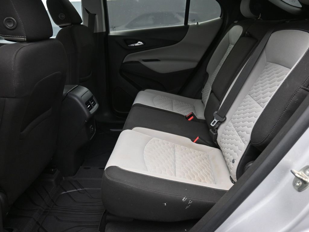 Used 2020 Chevrolet Equinox LS w/ LS Convenience Package image 7