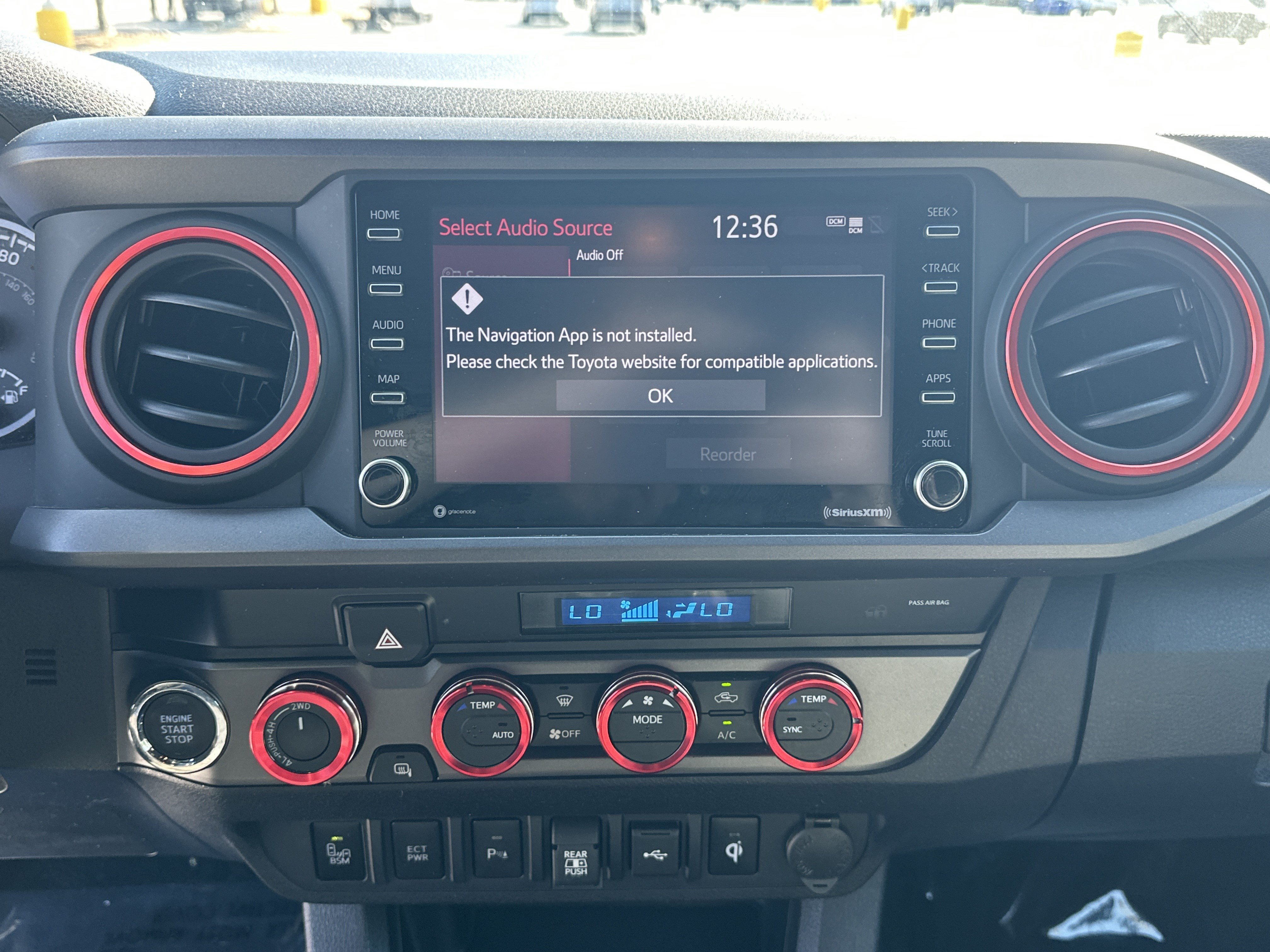 Certified 2022 Toyota Tacoma TRD Off-Road w/ Technology Package AWD/4WD image 24
