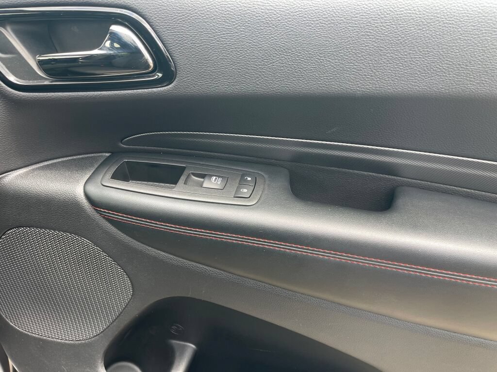 Used 2025 Dodge Durango GT AWD/4WD image 34