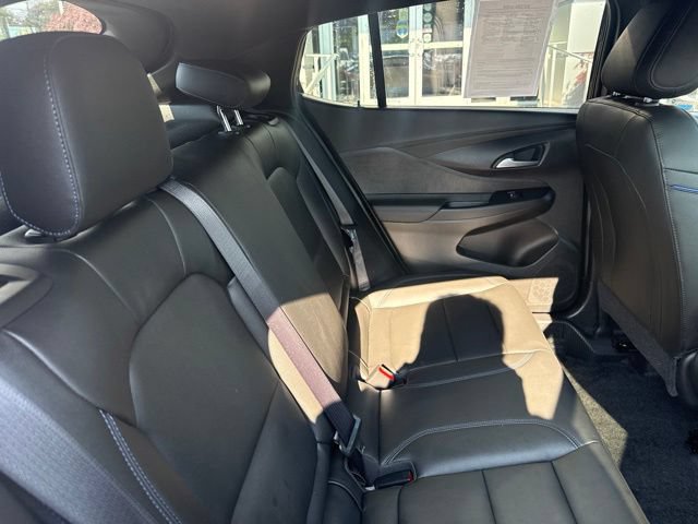 Used 2024 Buick Envista Sport Touring w/ Convenience II Package FWD image 23