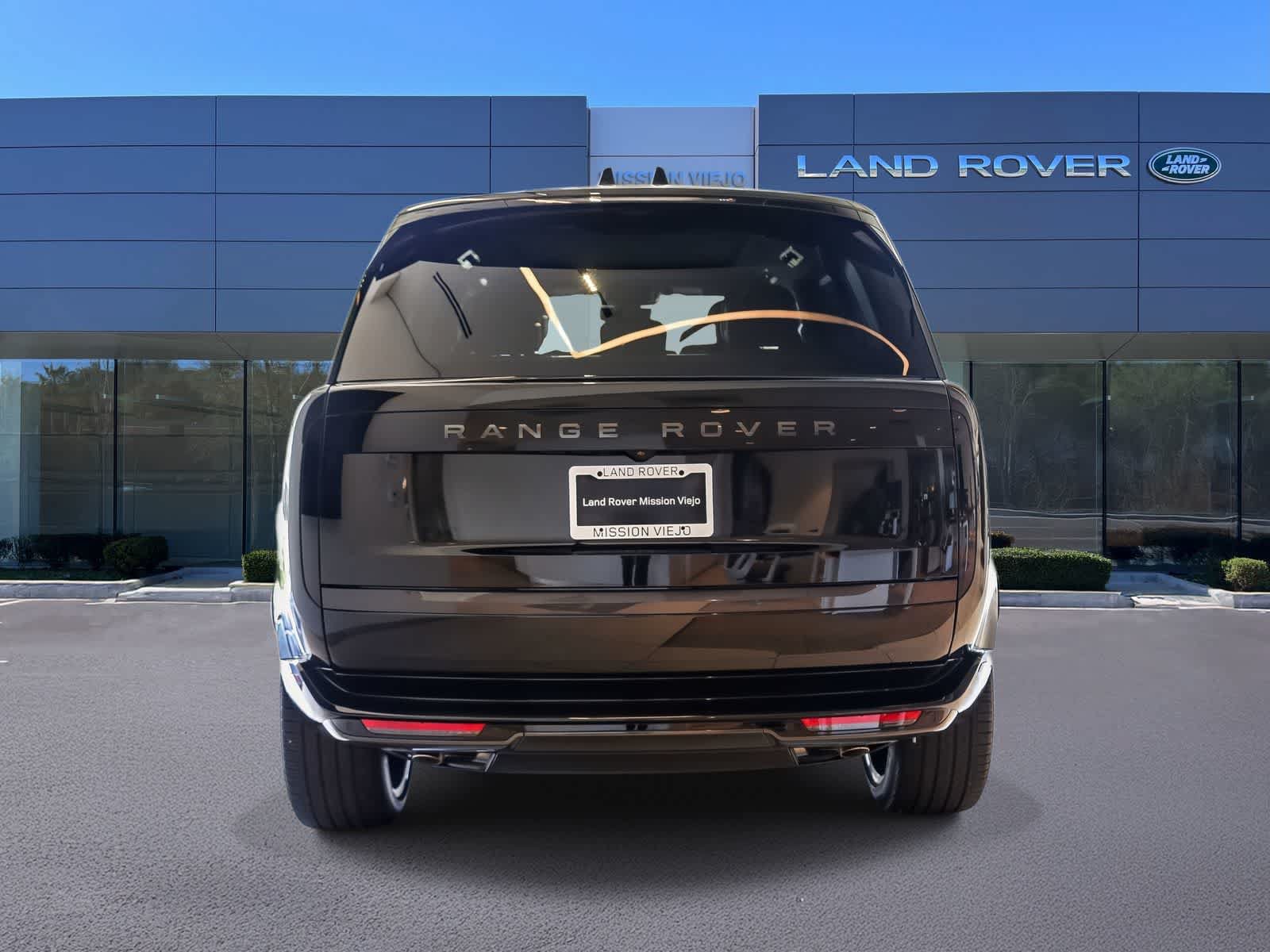New 2026 Land Rover Range Rover Long Wheelbase SE AWD/4WD image 5