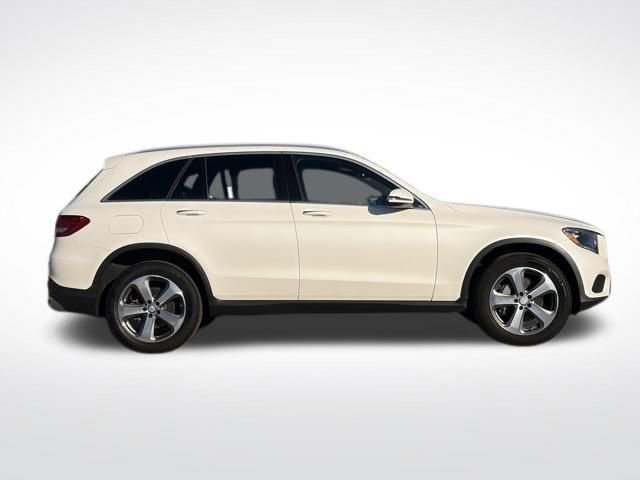 Used 2017 Mercedes-Benz GLC 300 4MATIC image 7