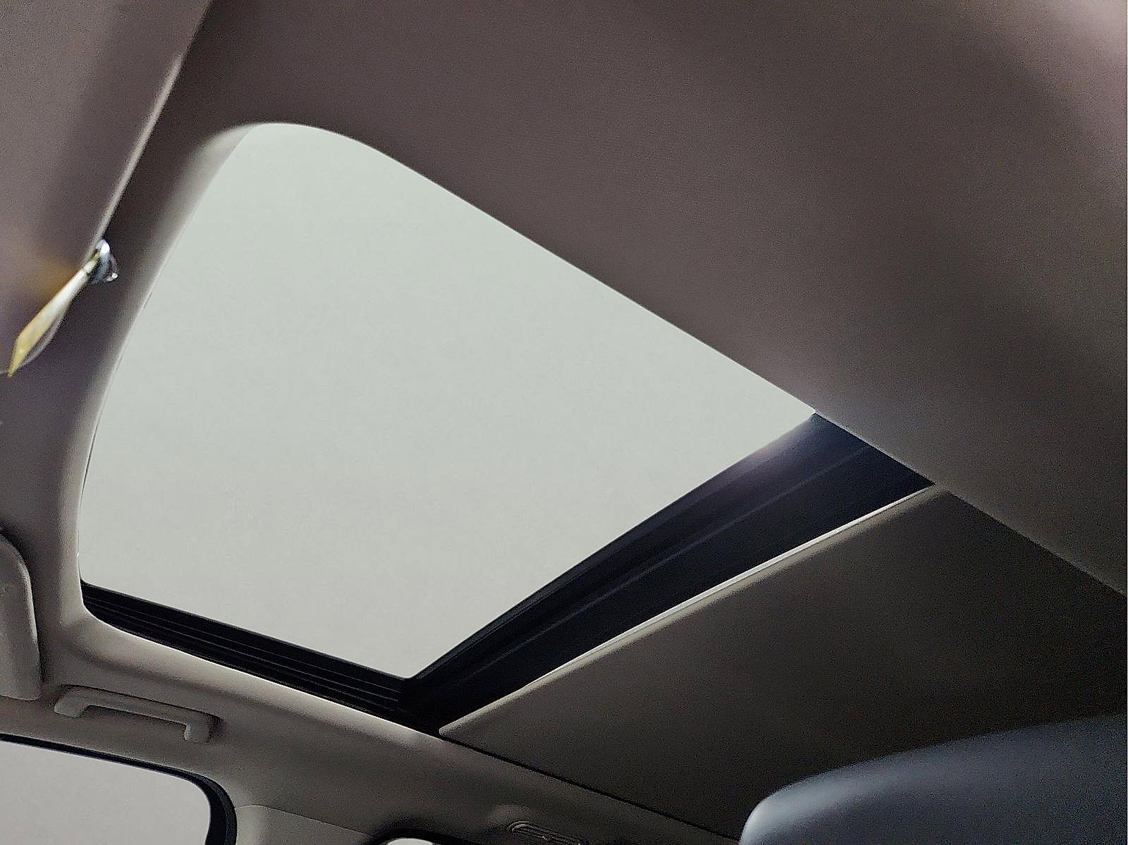 Used 2023 Ford Expedition XLT AWD/4WD image 12