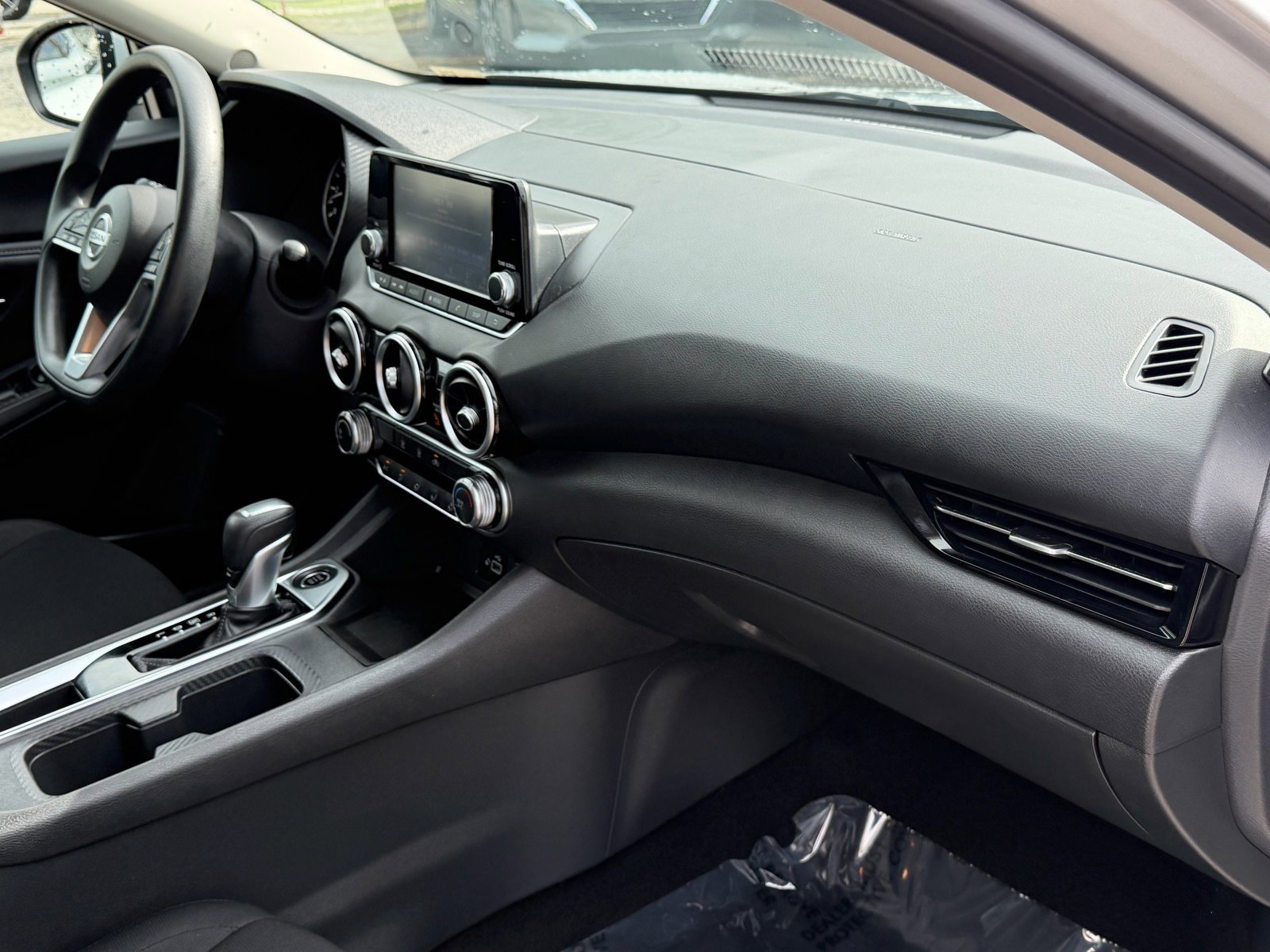 Used 2020 Nissan Sentra S FWD image 18