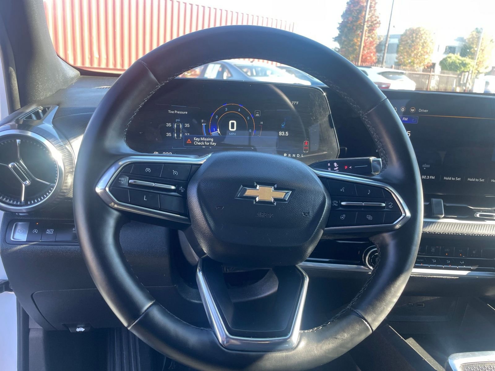 Used 2025 Chevrolet Equinox LT image 28