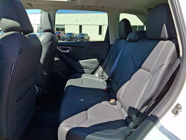 Used 2023 Subaru Forester Touring AWD/4WD image 12