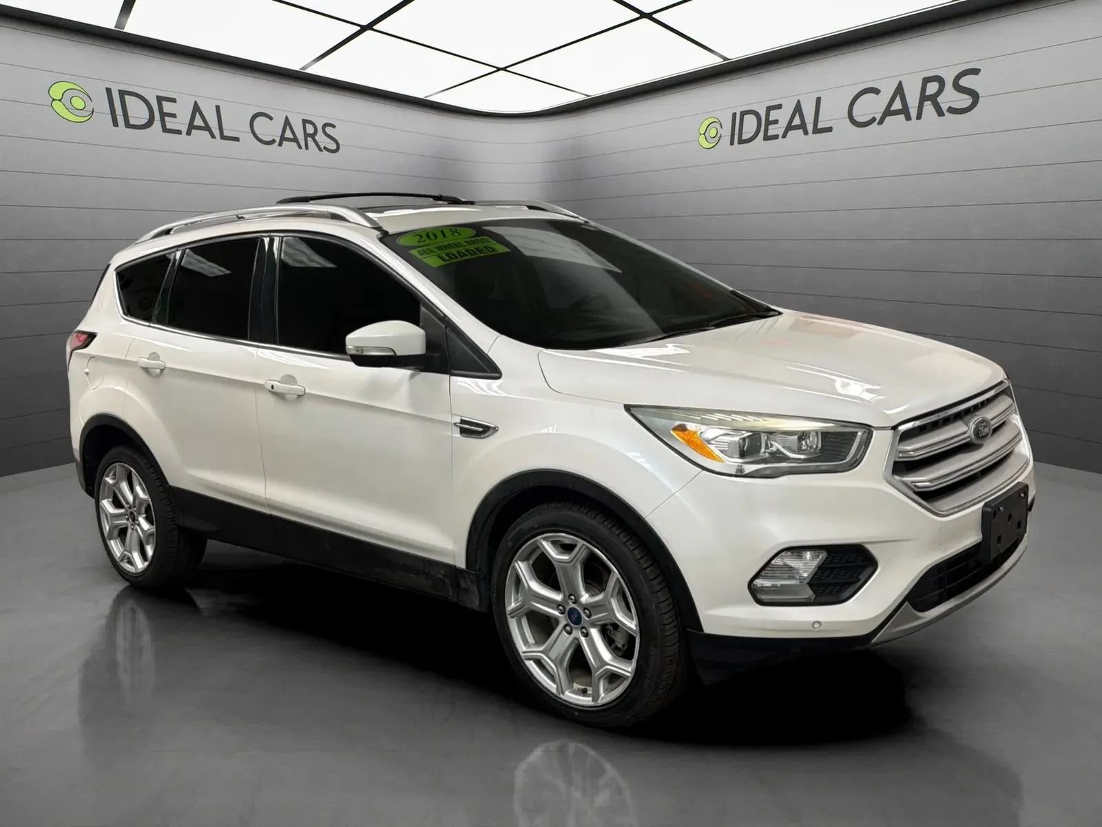 Used 2018 Ford Escape Titanium w/ Ford Safe & Smart Package AWD/4WD image 3