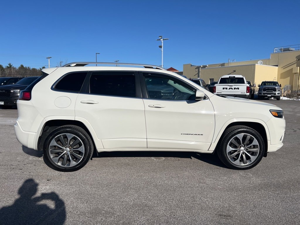 Certified 2019 Jeep Cherokee Overland image 8