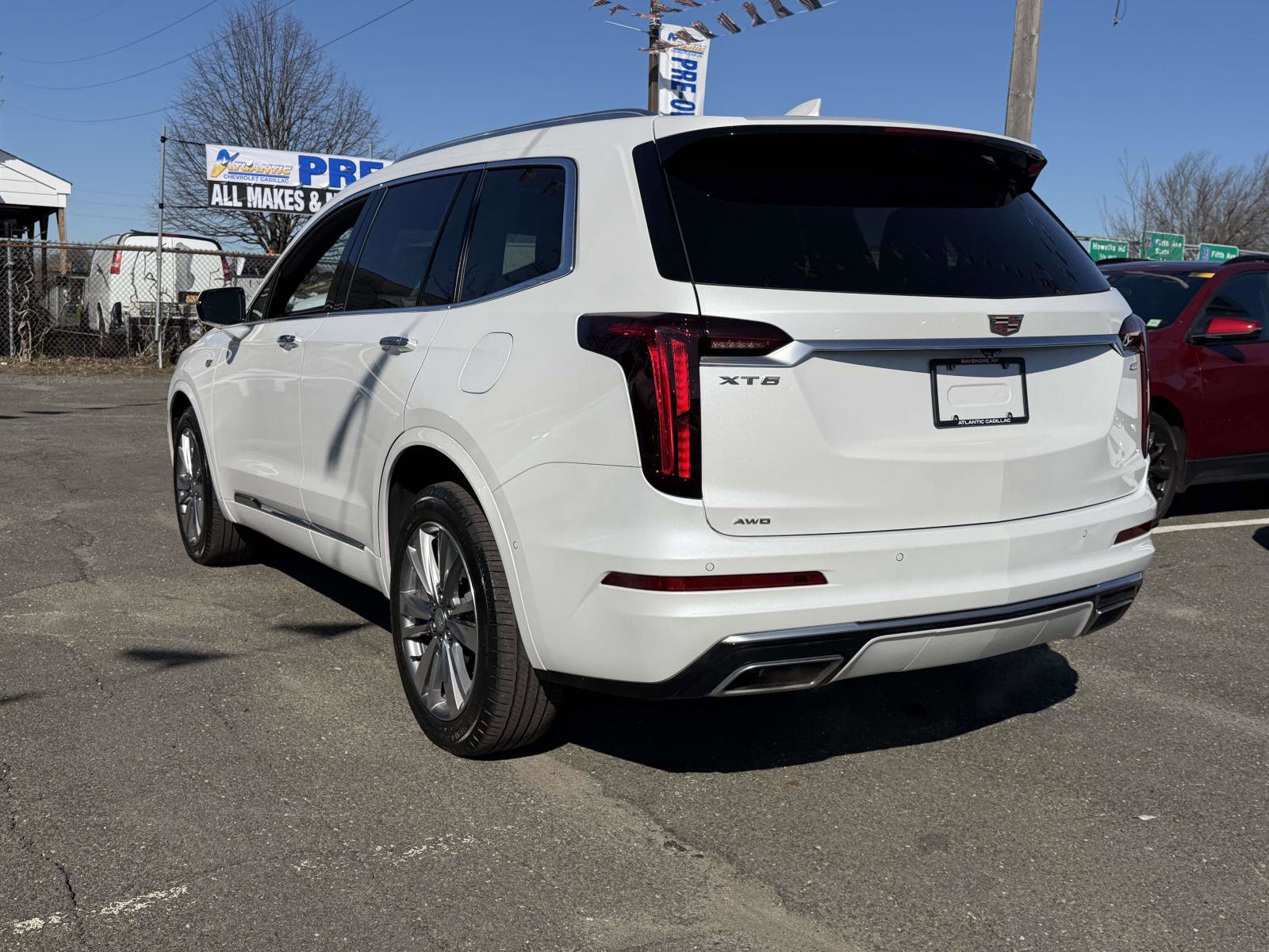 Certified 2024 Cadillac XT6 Premium Luxury w/ Technology Package AWD/4WD image 3