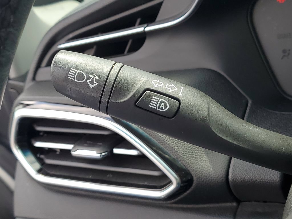 Used 2023 Chevrolet Bolt LT FWD image 11
