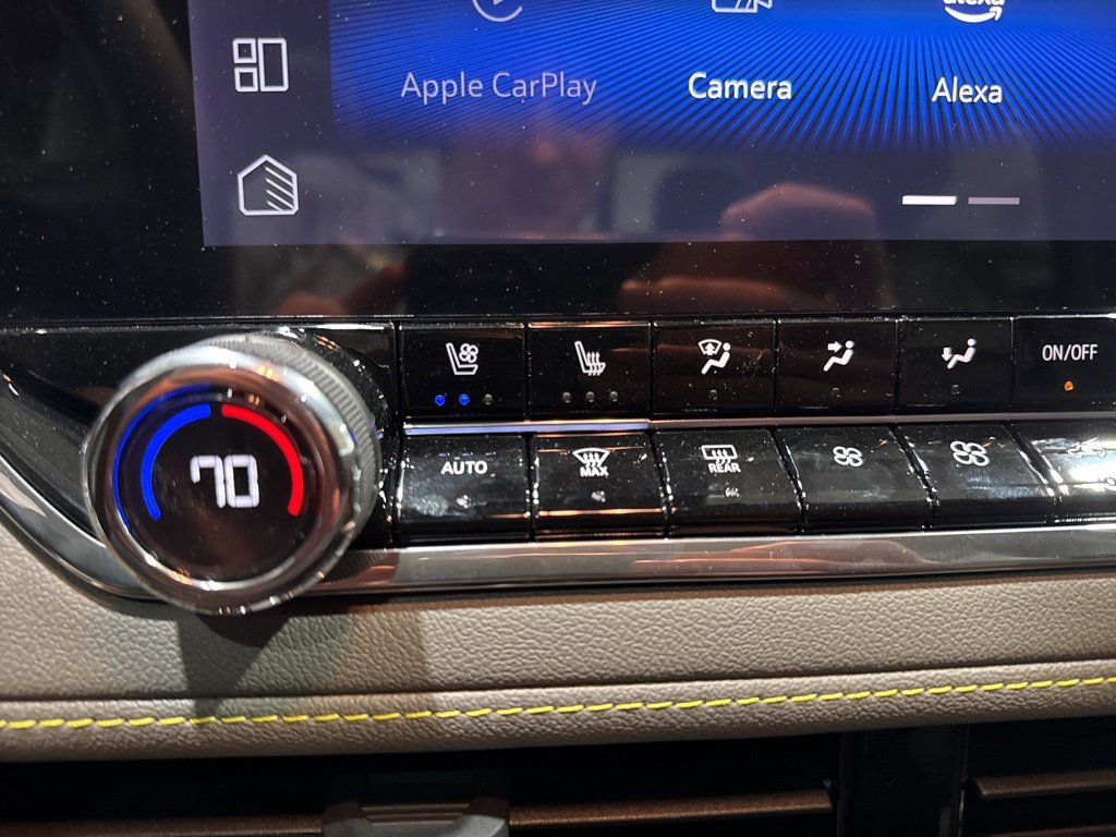 New 2025 Chevrolet Colorado ZR2 w/ Technology Package image 32