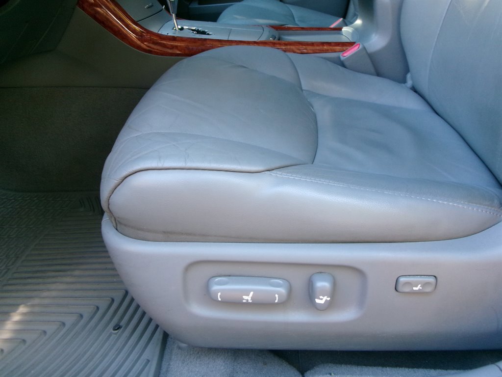 Used 2006 Toyota Avalon Limited image 15