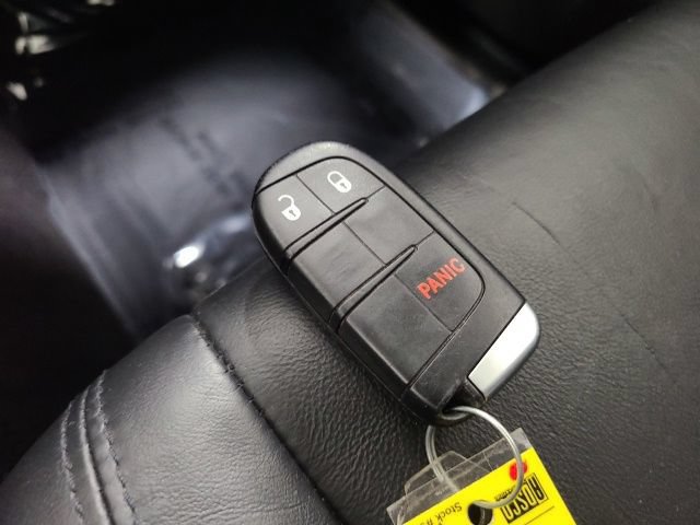 Used 2019 Dodge Durango SXT AWD/4WD image 33