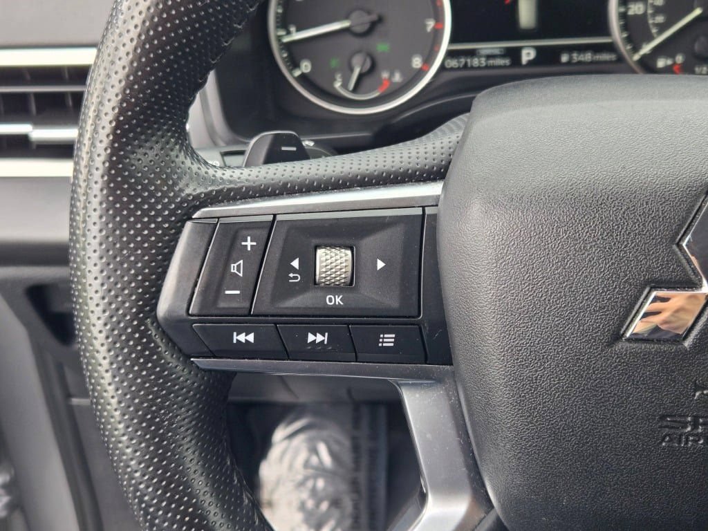 Used 2024 Mitsubishi Outlander SE FWD image 31