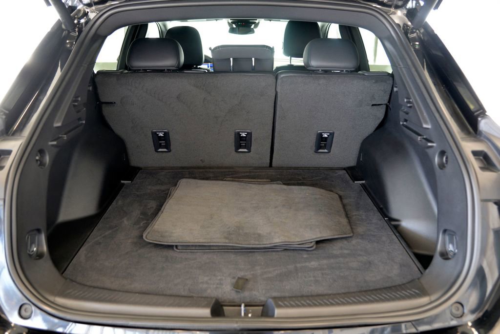 Certified 2024 Chevrolet Equinox EV RS image 28