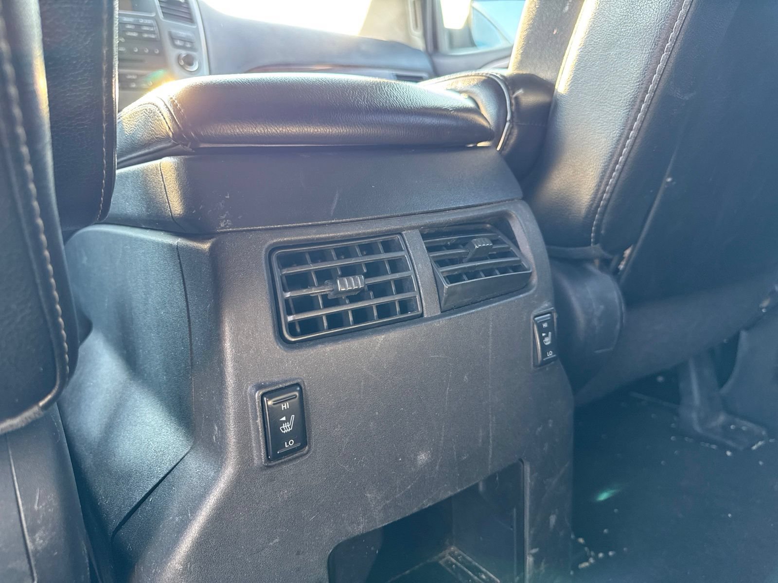 Used 2014 Nissan Armada Platinum AWD/4WD image 15