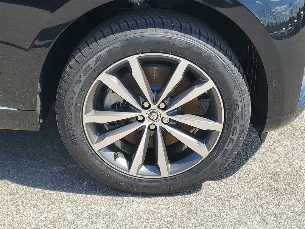 New 2026 Jaguar F-PACE R-Dynamic S image 5