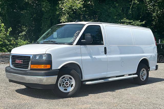 Used 2023 GMC Savana 2500 w/ Driver Convenience Package image 2
