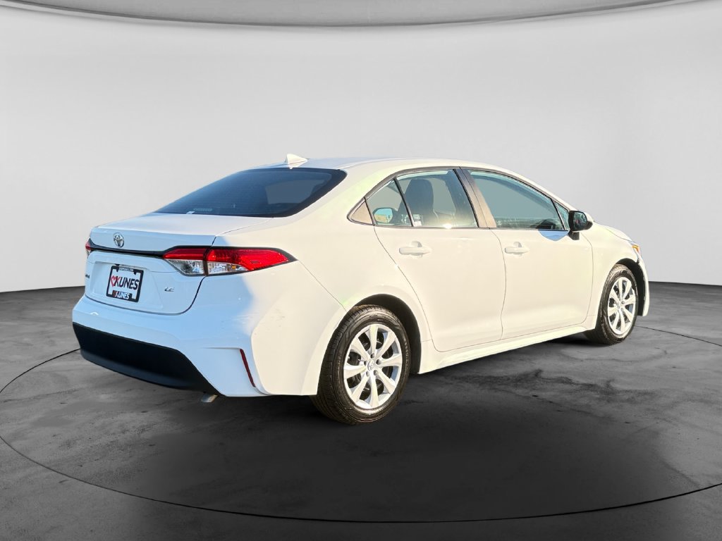 Used 2023 Toyota Corolla LE FWD image 8