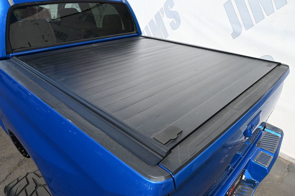 Used 2017 Toyota Tundra SR5 image 8