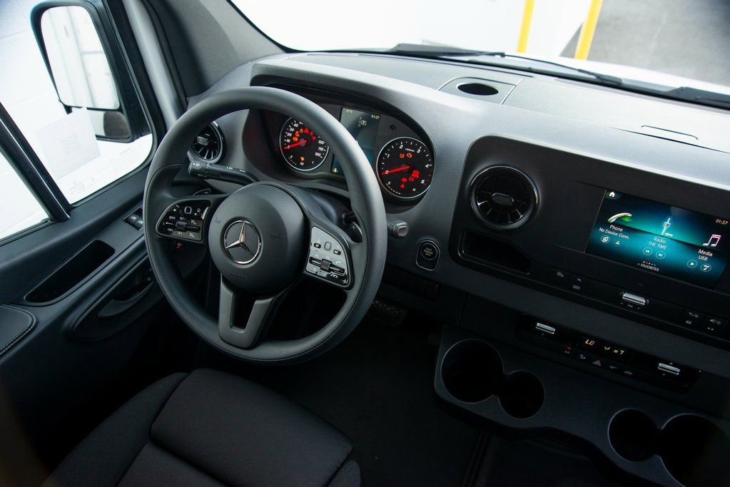 Used 2024 Mercedes-Benz Sprinter 144 Cargo image 28