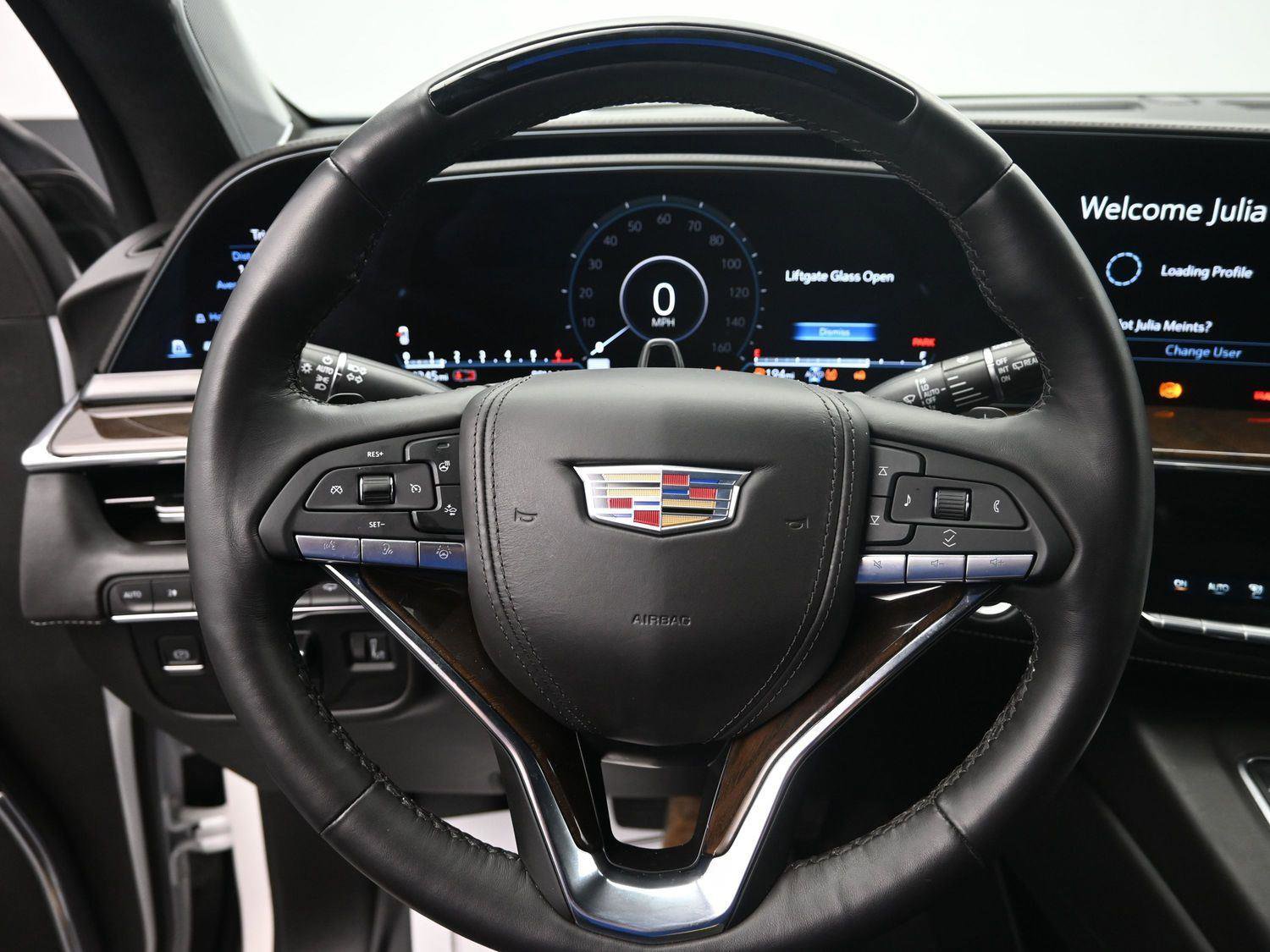 Used 2023 Cadillac Escalade Sport Platinum w/ LPO, ONYX Package image 28