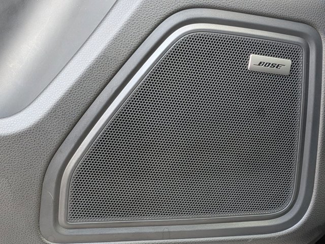 Certified 2025 Porsche Macan AWD/4WD image 14