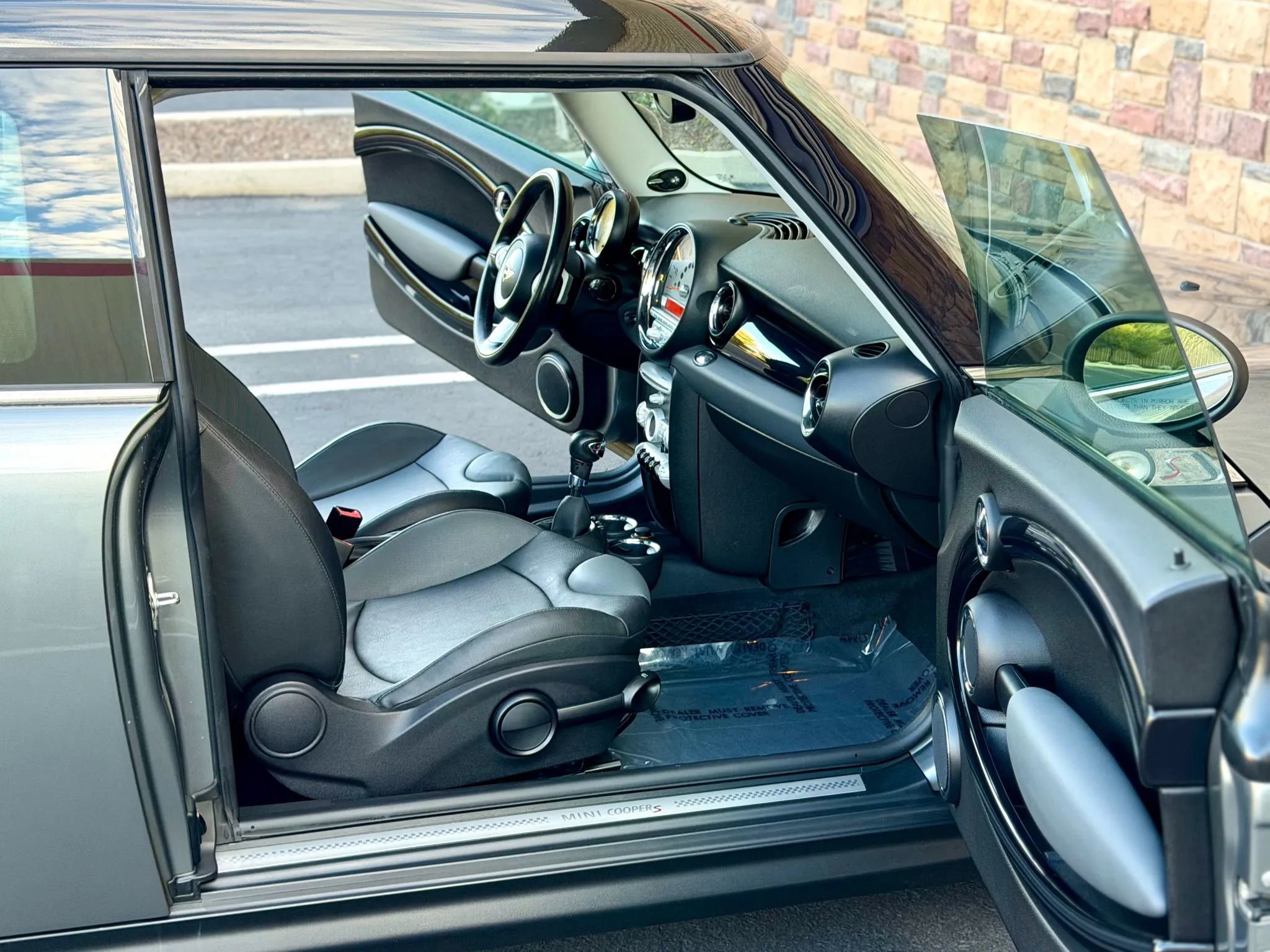 Used 2010 MINI Cooper Clubman S image 11