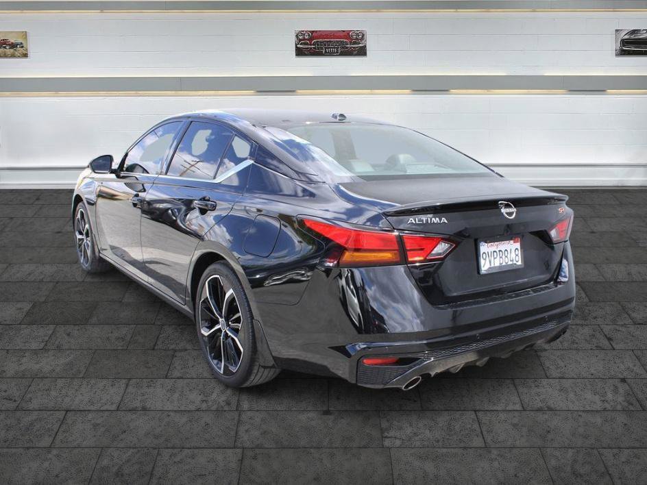 Used 2023 Nissan Altima 2.5 SR FWD image 5