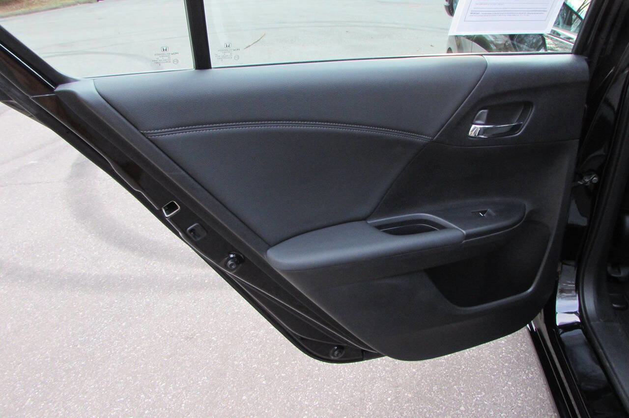 Used 2014 Honda Accord EX-L image 26