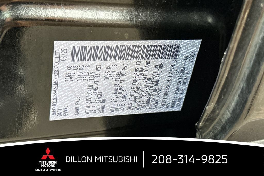 Used 2025 Nissan Rogue SV AWD/4WD image 28