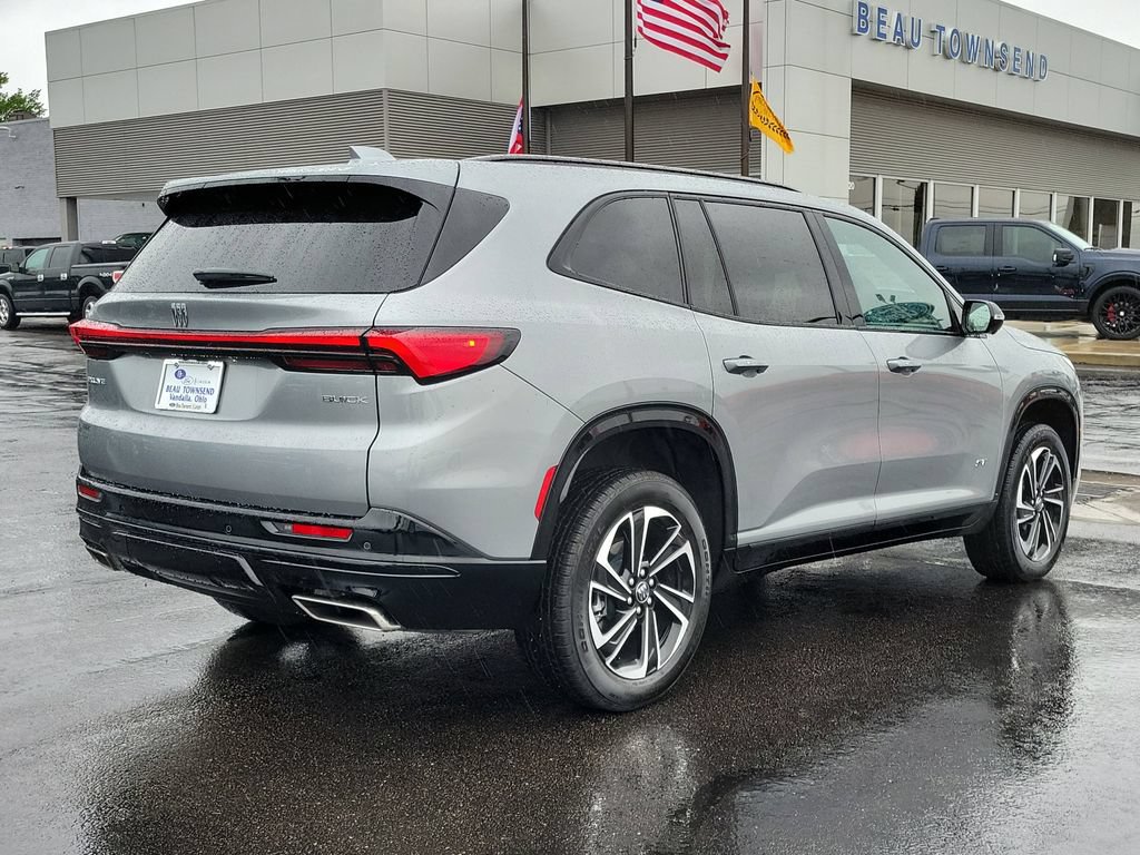 Used 2025 Buick Enclave Sport Touring w/ LPO, All-Weather Package FWD image 4