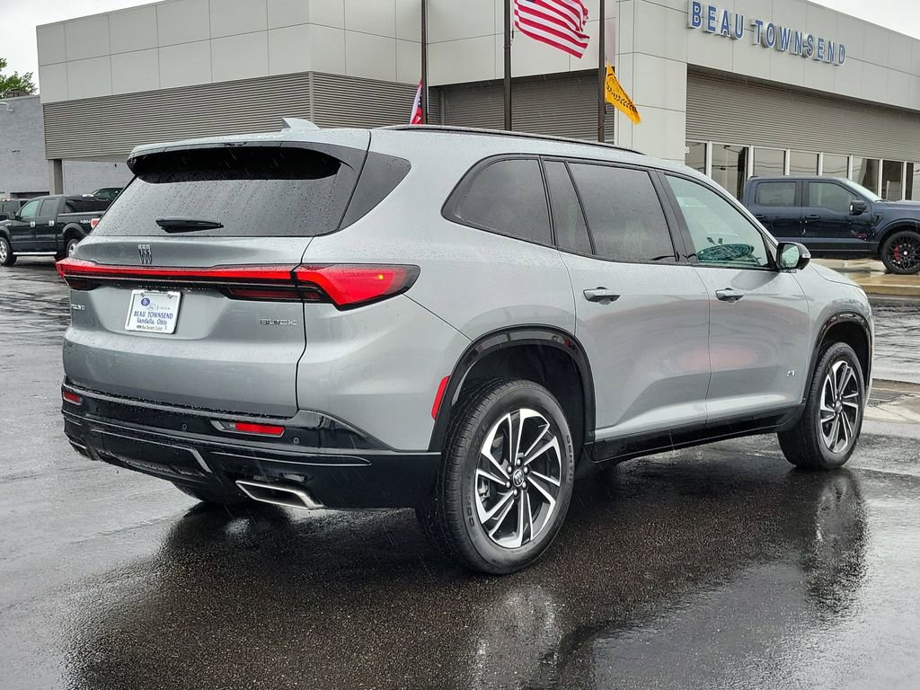 Used 2025 Buick Enclave Sport Touring w/ LPO, All-Weather Package FWD image 4