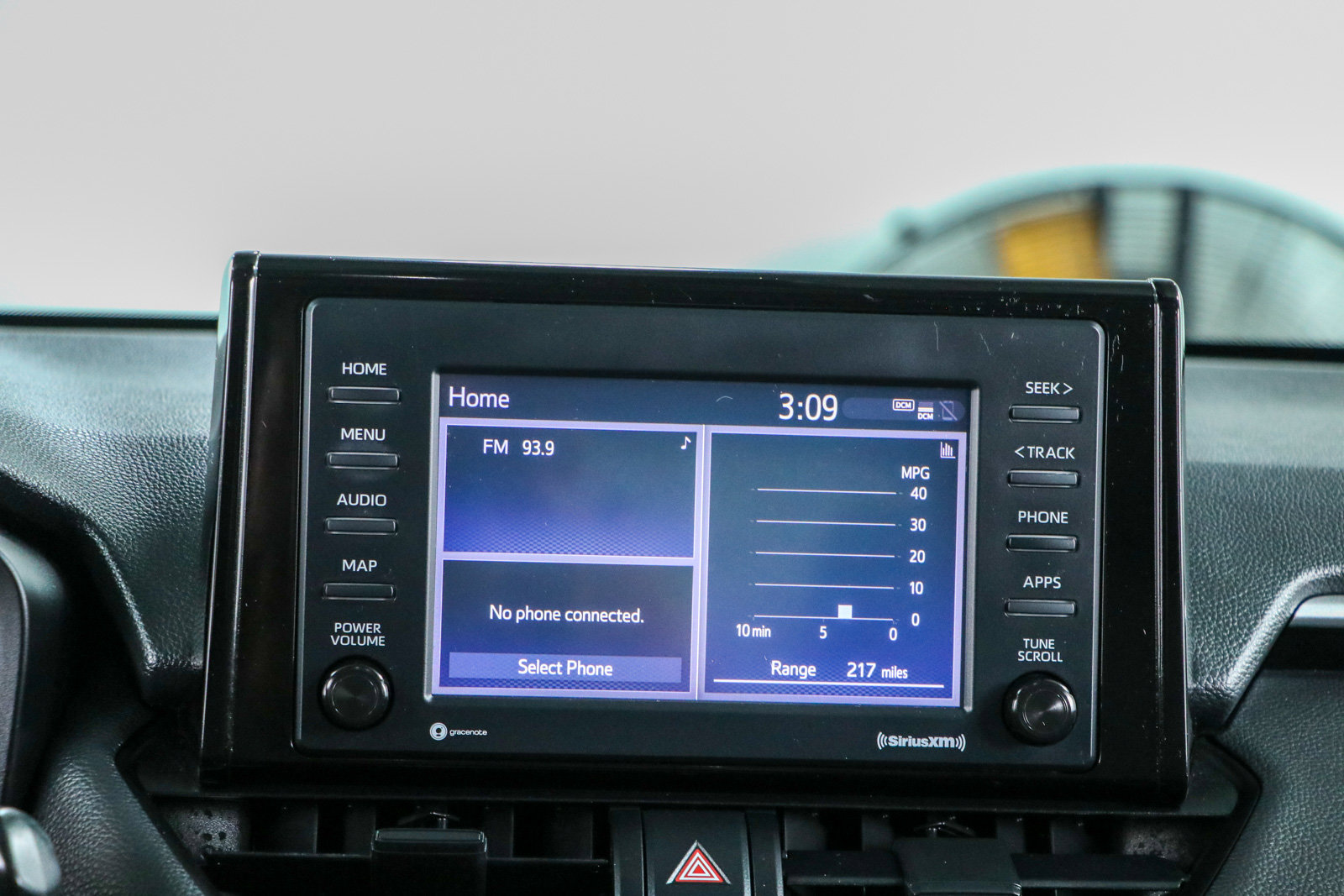 Used 2022 Toyota RAV4 XLE w/ Convenience Package FWD image 19