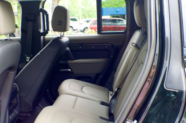 Used 2025 Land Rover Defender 110 S AWD/4WD image 48