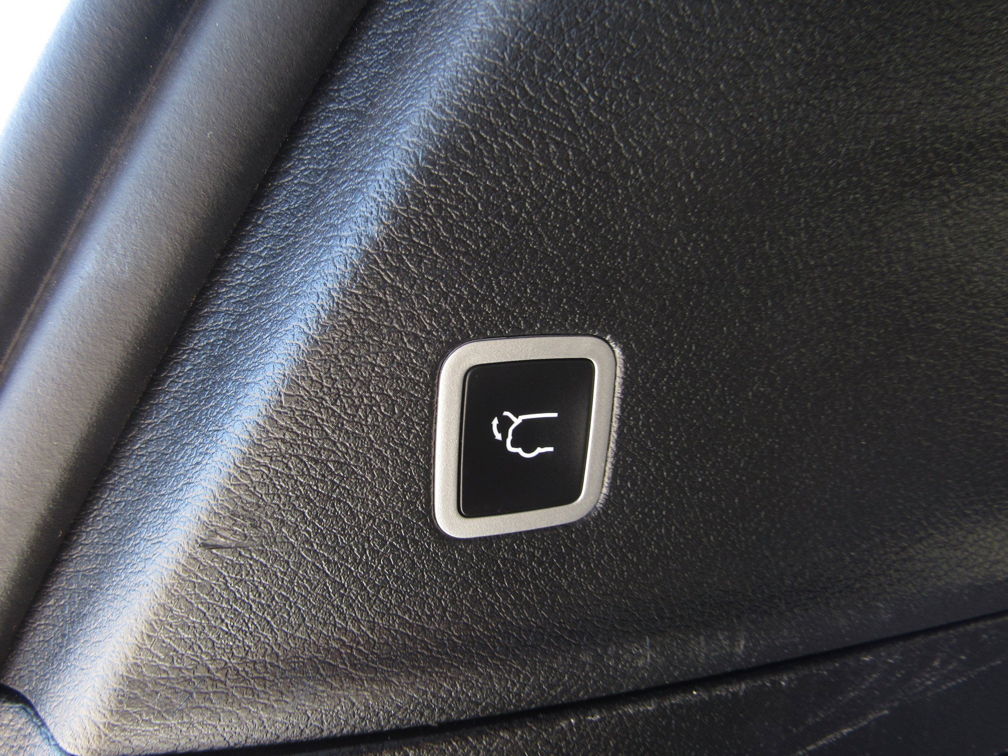 Used 2025 Chrysler Pacifica Limited image 15
