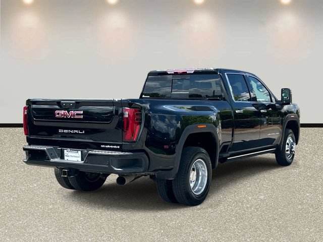 Used 2025 GMC Sierra 3500 Denali w/ Denali Reserve Package AWD/4WD image 5