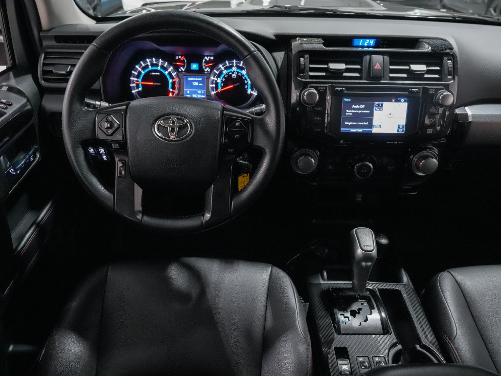 Used 2018 Toyota 4Runner TRD Off-Road Premium AWD/4WD image 20