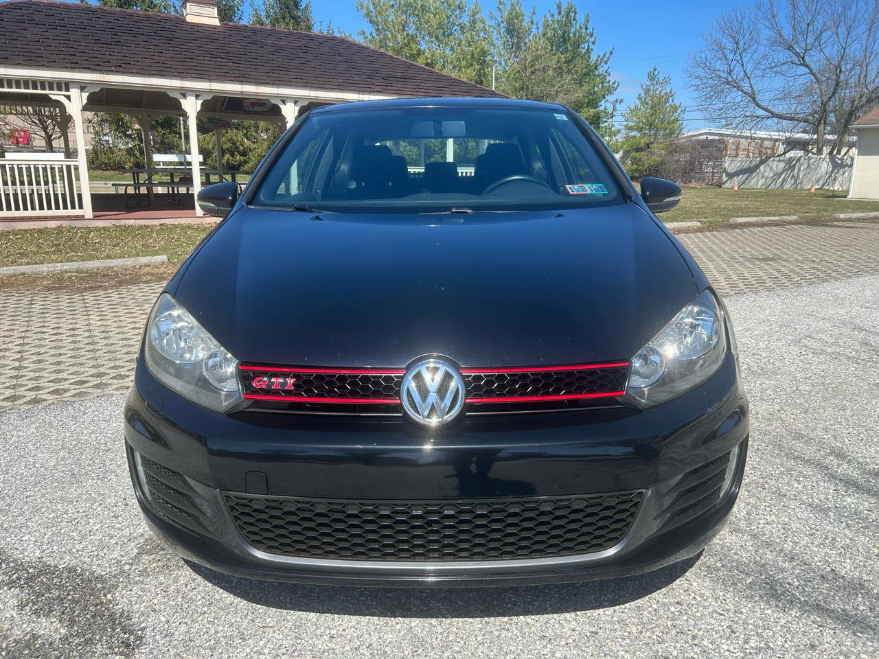 Used 2013 Volkswagen Golf 2-door image 2