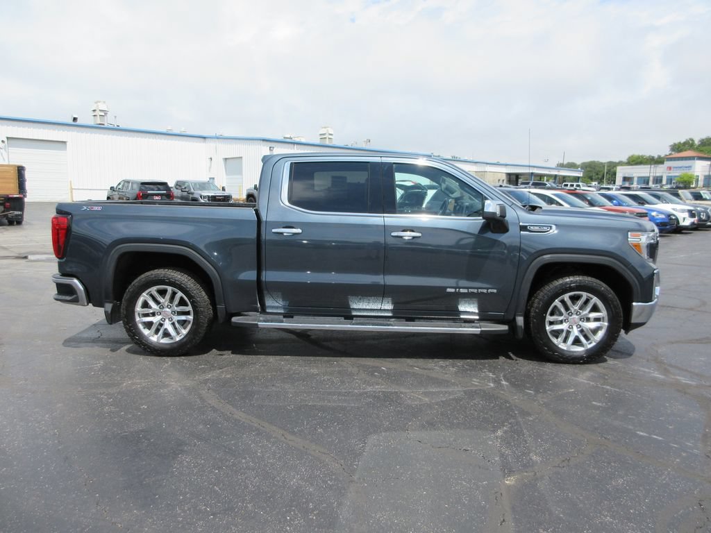 Used 2020 GMC Sierra 1500 SLT w/ SLT Premium Package AWD/4WD image 2