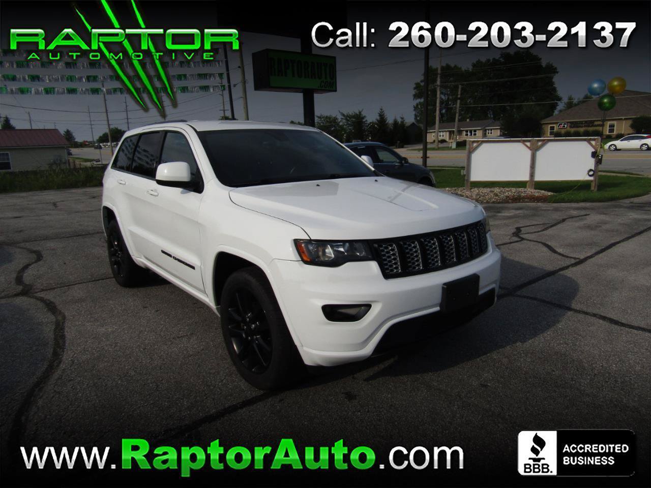 Used 2017 Jeep Grand Cherokee Altitude AWD/4WD image 1